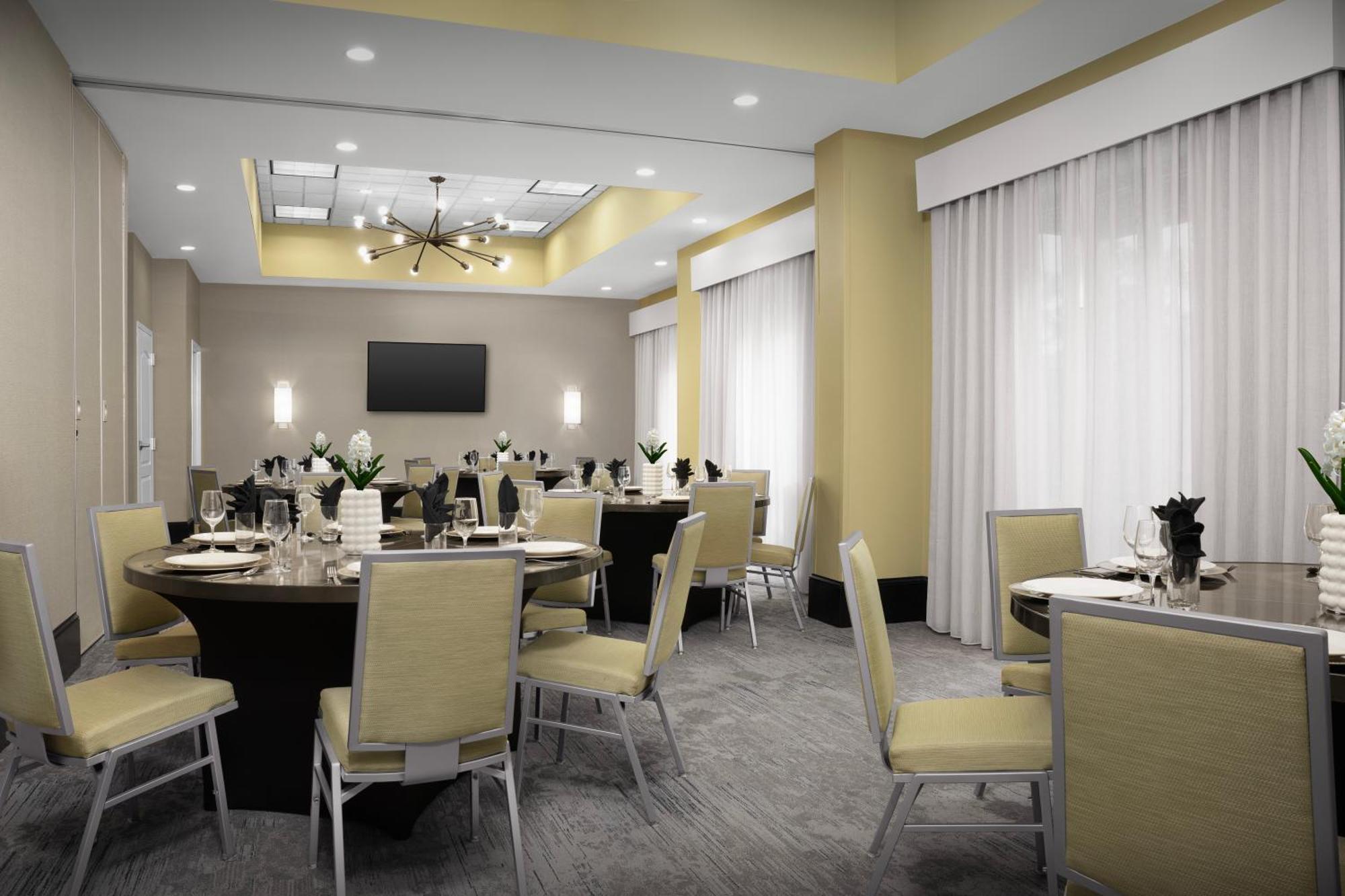 Homewood Suites By Hilton Jacksonville-Downtown/Southbank Экстерьер фото